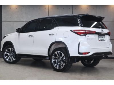 2020 Toyota Fortuner 2.8Legender 4WD SUV AT (ปี 15-21) P4318 รูปที่ 2